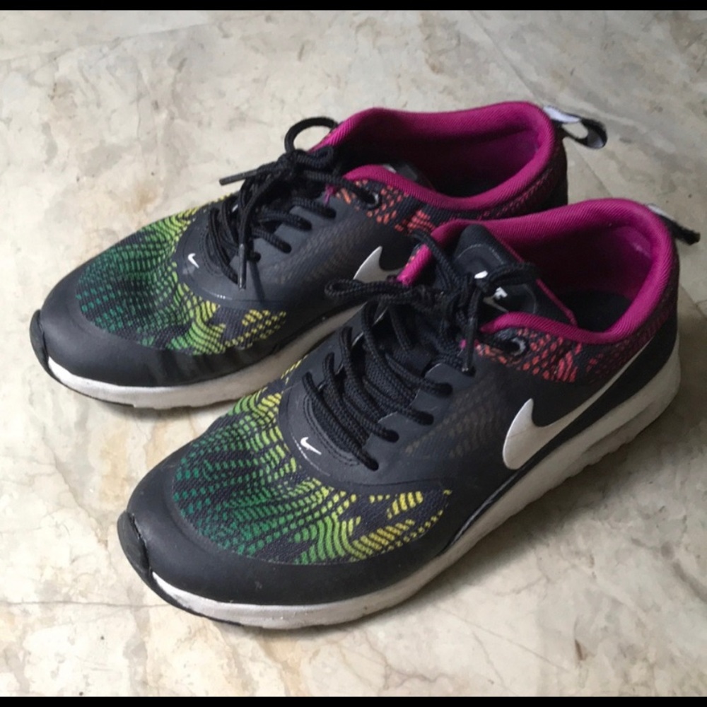 Nike Air Max Thea 🖤 7.5 - 8